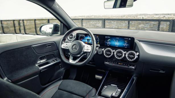 Mercedes EQA 001 A5.jpg