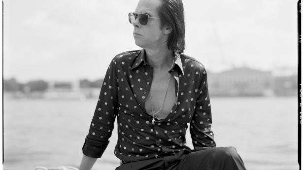 Efter planen skal Nick Cave spille i Royal Arena i København 1. og 2. maj 2021. Foto: Gosha Rubchinsky
