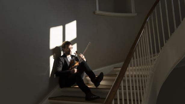 Violinist Philippe Benjamin Skow vidste allerede som femårig, at hans drøm var at blive en af verdens bedste violinister. Foto: Sara Gangsted