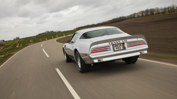 Pontiac TransAm 2.jpg