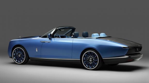 Rolls-Royce-Boat_Tail-2021-1280-07.jpg
