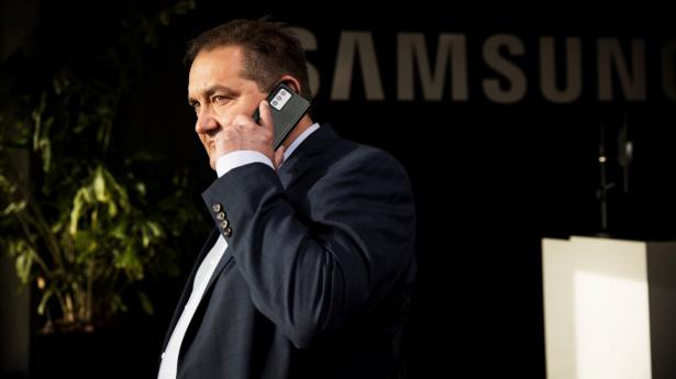 Samsung 04 light.jpg