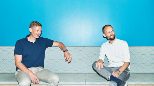 Jacob Mortensen, adm. direktør for Yousee (t.v.), og Henrik Harder, adm. direktør for Youtv (t.h.). PR-foto: Stefan Wessel