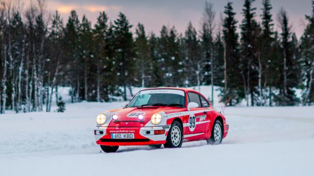 Der er ingen garanti for nordlys, men man har lov at være heldig. Eventen foregår på et 110 hektar område med sø, mose og marsk 200 km nord for Polarcirklen i Levi, Finland.