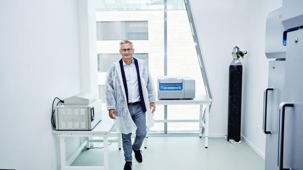 Torben Bjørk Nielsen, adm. direktør i Hoffmann, har masser af opgaver i farmaindustrien, men forventer alligevel et dyk i Hoffmanns omsætning på 20 pct. i 2024. Arkivfoto: Magnus Møller