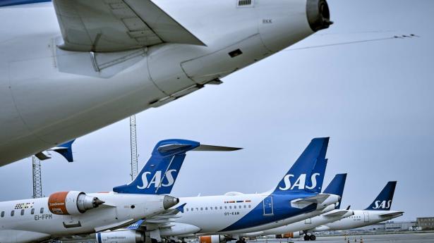 Coronakrisen har efterladt de fleste SAS' fly på jorden og derfor nedlægger SAS 5000 job. Arkivfoto: Steven Achiam