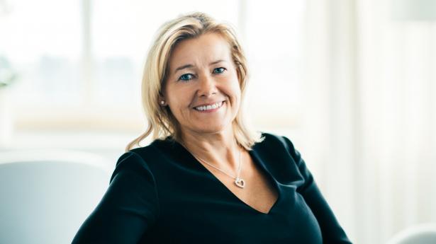 Berit Behring, chef for corporates & institutions i Danske Bank, glæder sig over resultaterne i Prospera-måling. PR-foto