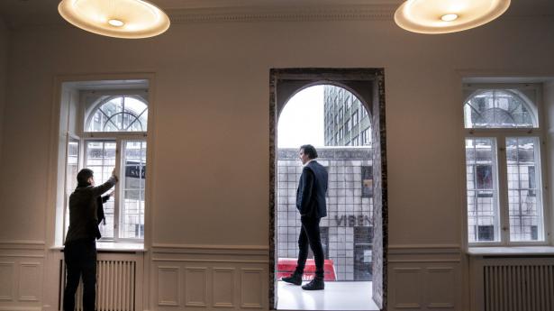 Intet tyder på, at boligkøberne er begyndt at trykke prisen nedad endnu med den kommende prisfælde i tankerne. Arkivfoto: Liselotte Sabroe/Ritzau Scanpix