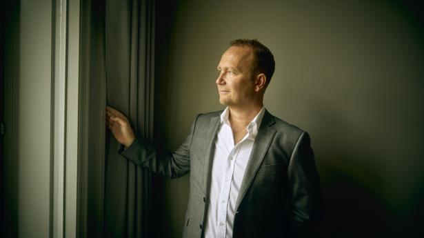 “Det er med stor tilfredshed, at vi konstaterer, at alle kreditorer har valgt at stemme for vores plan,” siger Jesper Brinkmann, adm. direktør i Oskar Group. Foto: Jonas Pryner Andersen