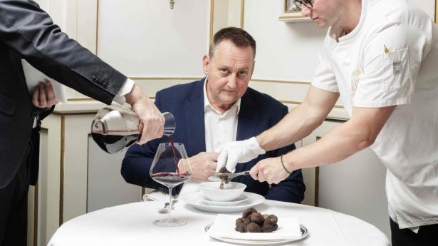 Ole Troelsø har anmeldt restauranter i Børsens spalter, siden han i 2001 fik daværende chefredaktør Leif Fallesen med på ideen. Arkivfoto: Marie Bentzon