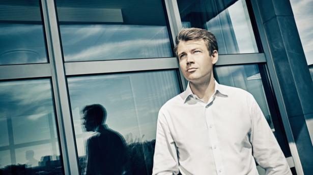 Lasse Pilgaard er finansredaktør i TDC og kan se tilbage på et kvartal, hvor for mange kunder forlod selskabet. PR-foto: Emilia Therese