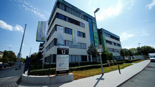 Det tyske medicinalfirma Biontech, der har hovedkvarter i Mainz, venter at se de første resultater af kliniske test af en coronavirus vaccine sent i juni eller i juli.