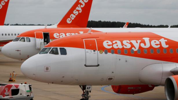 Easyjets første afgang efter coronanedlukning bliver fra London til Glasgow mandag morgen. Arkivfoto: Paul Childs/Reuters