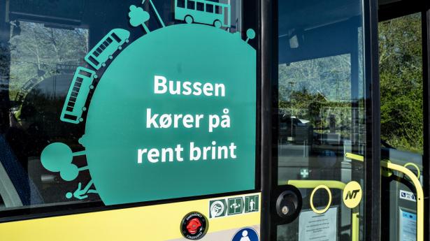 De seks kommuner står i dag for omkring en fjerdedel af den samlede kollektive buskørsel. Ud af alle 3330 bybusser i landet, kører cirka 800 i netop de kommuner. (Arkivfoto).