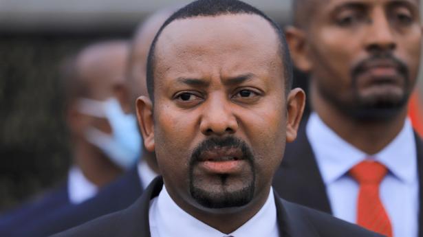 Etiopiens premierminister Abiy Ahmeds parti har vundet en overvældende sejr ved parlamentsvalget, siger valgkommissionen.