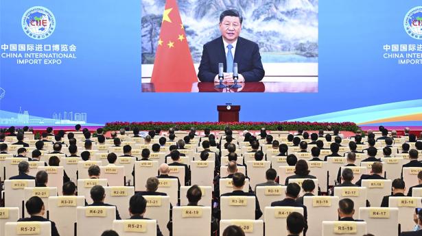 Den kinesiske regerings statslige nyhedsbureau Xinhua udsendte lørdag en lang hyldest til præsident Xi Jinping forud for en vigtig samling i det regerende kommunistparti, der ventes at cementere præsidentens autoritet yderligere. (Arkivfoto)