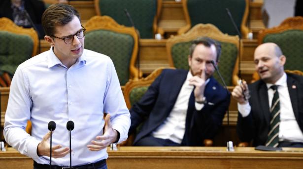 Liberal Alliance vil nu forpligte sig til at reducere Danmarks CO2-udledning med 70 procent. Og formand Alex Vanopslagh vil gå endnu længere, siger han til Berlingske. Han vil nemlig finde yderligere 30 procent gennem myndighedssamarbejder eller danske initiativer i udlandet. (Arkivfoto).