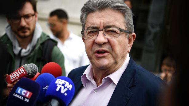 Jean-Luc Mélenchon og den franske venstrefløj missede med få procent af stemmerne anden runde ved det franske præsidentvalg. Nu forsøger han og andre partier på den franske venstrefløj at samle sig til et godt parlamentsvalg i juni(Arkivfoto)