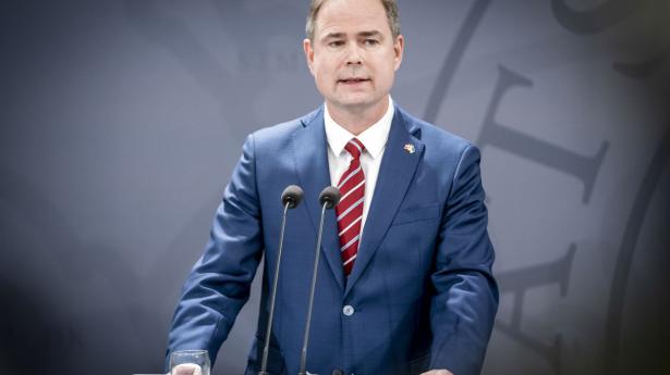 Beskæftigelsen står til at slå rekord igen, lyder det i ny økonomisk prognose fra Finansministeriet med finansminister Nicolai Wammen (S) i spidsen.