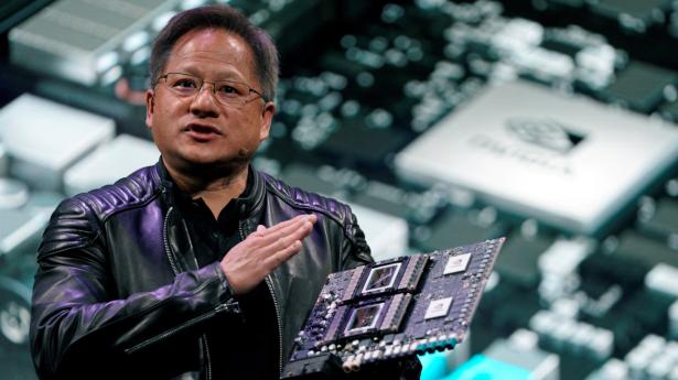Chipproducenten Nvidia og topchef Jen-Hsun Huang kan se frem til at se en gedigen kursstigning til Nvidia-aktien, når det amerikanske marked åbner torsdag. Arkivfoto: Rick Wilking/Reuters