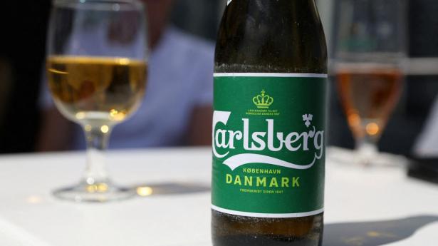Ølproducenten har besluttet at sænke alkoholprocenten i sin "Danish Pilsner" fra 3,8 procent til 3,4 for at spare afgifter. (Arkivfoto).