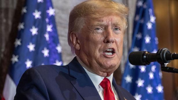 Donald Trump og de øvrige tiltalte er tiltalt efter Rico-loven, som sædvanligvis bruges i sager mod organiserede kriminelle. Arkivfoto: Alex Brandon/Ritzau Scanpix