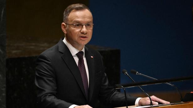 Polens præsident, Andrzej Duda, på talerstolen i FN's Generalforsamling. Et møde med Ukraines præsident, Volodymyr Zelenskyj, i New York nåede aldrig at blive til noget.