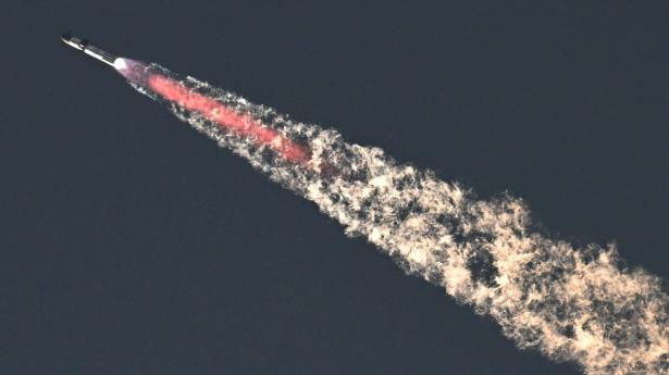 For anden gang mislykkes testaffyringen af rumraketten "Starship" fra Elon Musks SpaceX. Det er meningen, at den på et tidspunkt skal bringe astronauter til Månen.