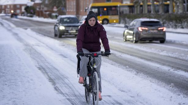 Der kom sne flere gange i januar. Siden var der en lille pause, men nu fastslår DMI, at der også kan ventes sne i februar. (Arkivfoto)