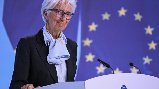 ECB's topchef, Christine Lagarde, øjner en rentenedsættelse til juni.