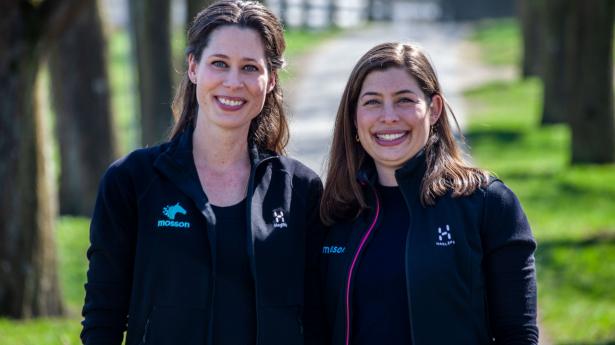 tv. Julie Liv _ th. Maria Morin_Foto af BusinessFilm.jpg