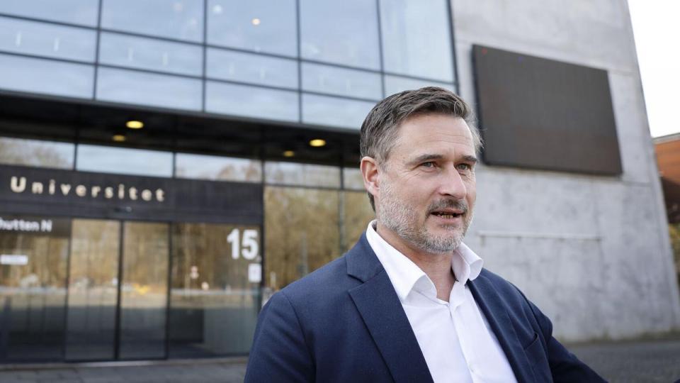 Jens Ringsmose, rektor på Syddansk Universitet, siger, at investeringen skal bidrage til, at Europa kan forsvare sig selv i fremtiden. 