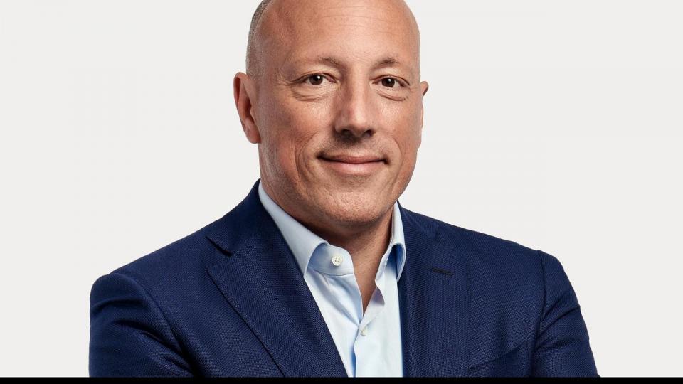 Enrico Vita, adm. direktør i Amplifon, vurderer, at aktionærerne nok skal blive glade for købet af GN Hearing på sigt.