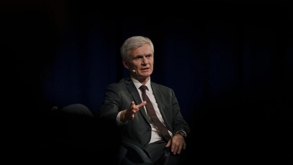 Thomas Ahrenkiel, chef for Forsvarets Efterretningstjeneste (FE), blev mandag interviewet af Børsens redaktionschef Kasper Kildegaard under Copenhagen Security Summit i København.