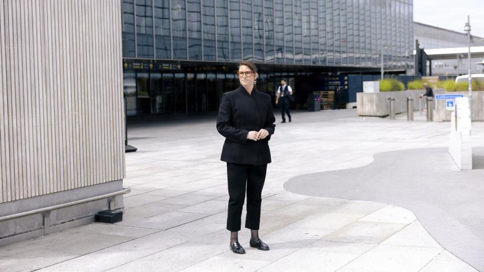 Norwegians danske landechef, Sara Westphal Emborg Neergaard, kritiserer forholdene i Københavns Lufthavn og åbner nu for at flytte mere trafik til Billund.
