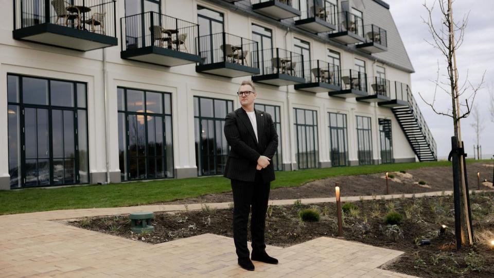 Carl Hegestad, adm. direktør hos Rox Resort, til åbningen af det nye luksushotel 1. november 2025.