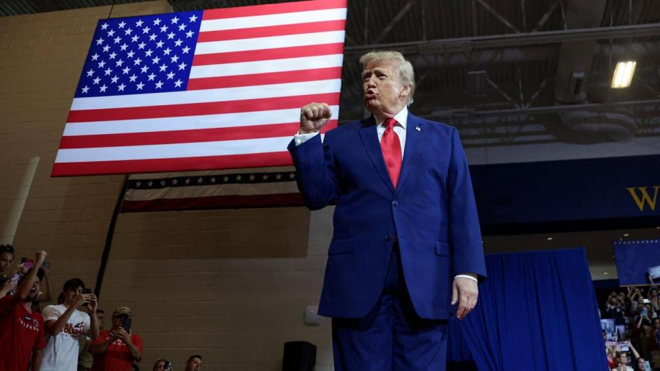 Donald Trump har i årevis raset mod valgsnyd i amerikanske delstater. 