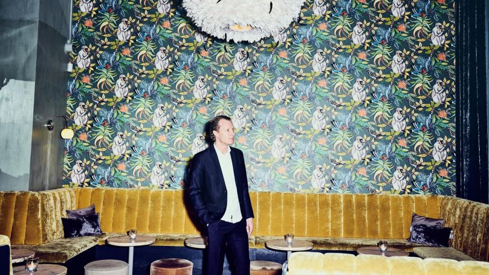 Rekom Group er bygget op fra bunden af Adam Falbert, der siden har solgt majoriteten til en kapitalfond.