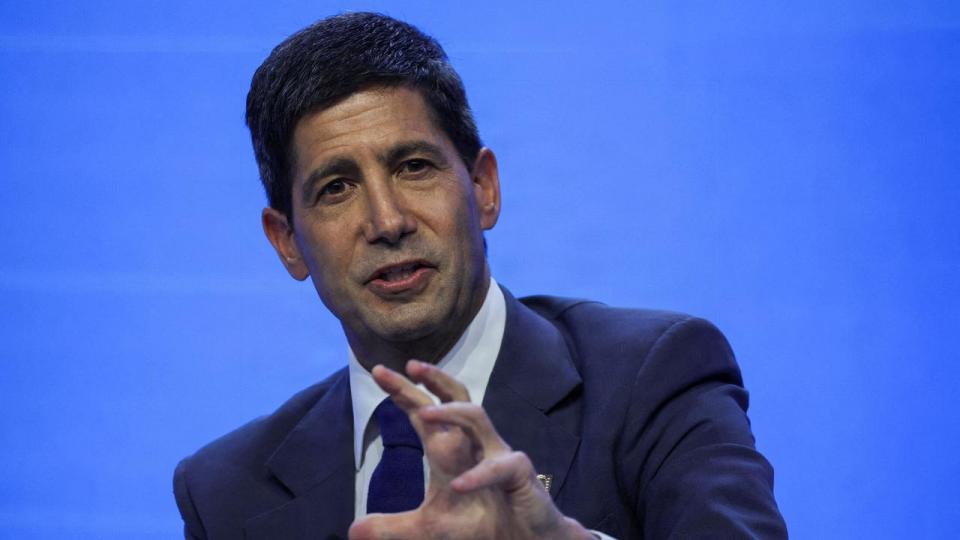 Fed-chefen Kevin Warsh forsøger at finde den naturlige rente, men er udfordret af, at der er kommet en skævhed mellem AI og resten af samfundet.