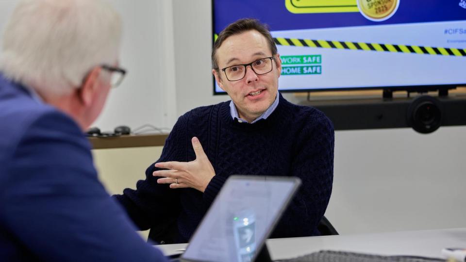 Australske Alistair Speirs er global chef for Microsoft Azure Infrastruktur. Og dermed chef for Microsofts mere end 400 datacentre. Han skal de kommende år bygge nye datacentre for over 500 mia. kr.