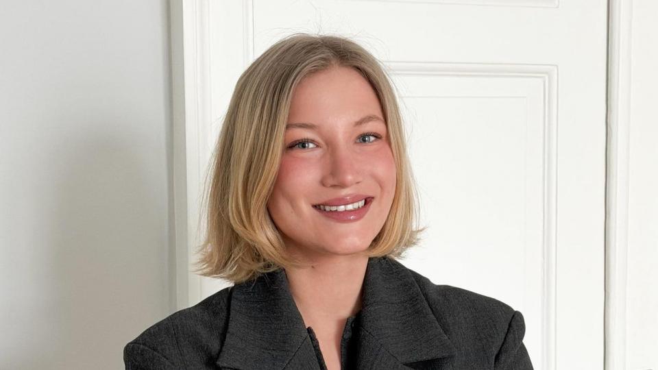 Zia Due Jensen, 24 år, er fjerde generation i Grundfos’ stifterfamilie. Hun er jurastuderende og nu bestyrelsesmedlem i Grundfos Fonden, hvor hun også tidligere har været praktikant – og videospeaker.