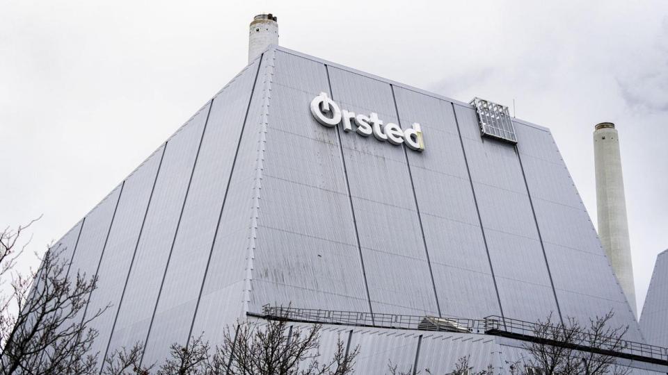 Planen er, at Ørsted skal fange 430.000 ton CO2 om året fra sine biomassefyrede kraftvarmeværker Avedøreværket ved København og Asnæsværket ved Kalundborg.