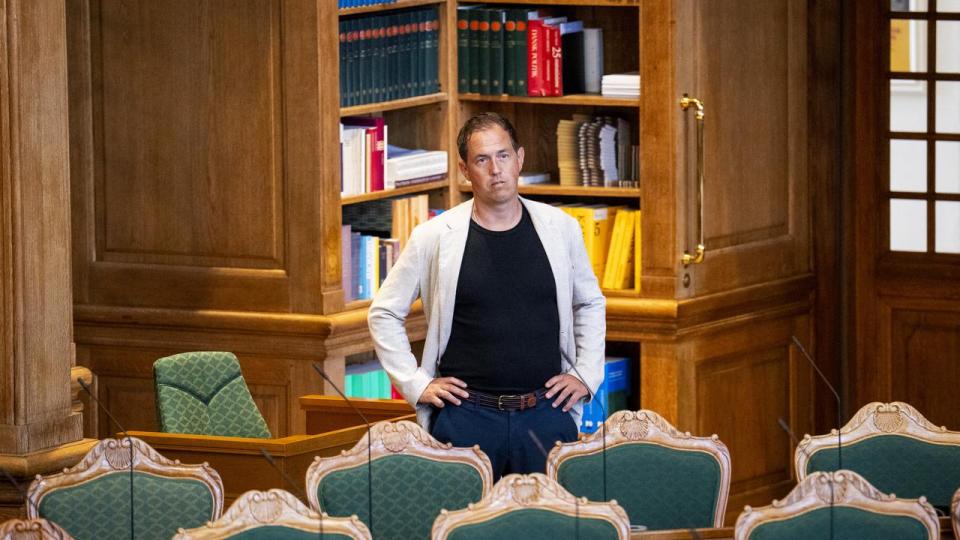 Løsgænger Jacob Harris blev i marts valgt ind i Folketinget for Borgernes Parti. Men efter få dage blev han ekskluderet og har siden været løsgænger. 