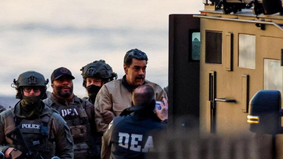USA har taget Venezuelas præsident Nicolás Maduro til fange, og Donald Trump drømmer om, at USA får adgang til “enorm rigdom”.
