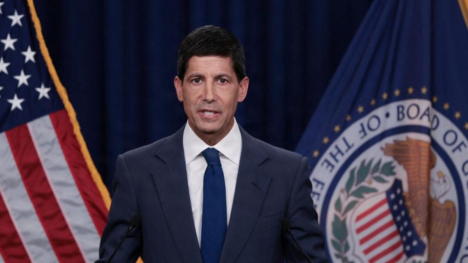 Det lykkedes ikke Kevin Warsh at forklare markedet på overbevisende vis, hvorfor renten ikke skulle hæves, da den amerikanske centralbank onsdag aften holdt rentemøde.