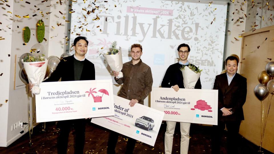 23-årige Jonas Pallesen (i midten) blev vinderen af aktiespillet 2024 med et afkast på 35 pct.