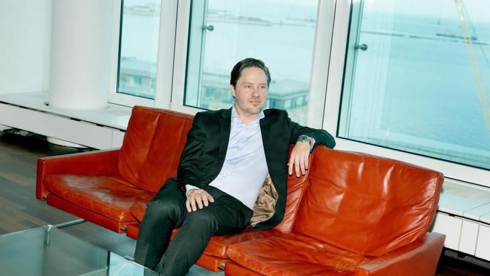 “Det er en svær beslutning, fordi den berører dygtige kolleger,,” siger topchef Andreas Ruben Madsen efter annoncering af fyringsrunde.