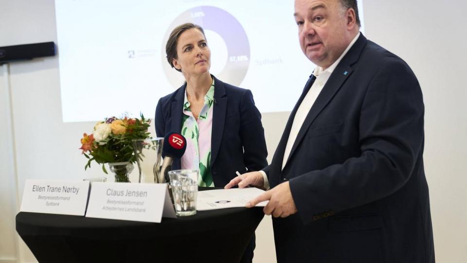 Bestyrelsesformand for Sydbank Ellen Trane Nørby og bestyrelsesformand for Arbejdernes Landsbank Claus Jensen præsenterede i oktober planen om den nye AL Sydbank.