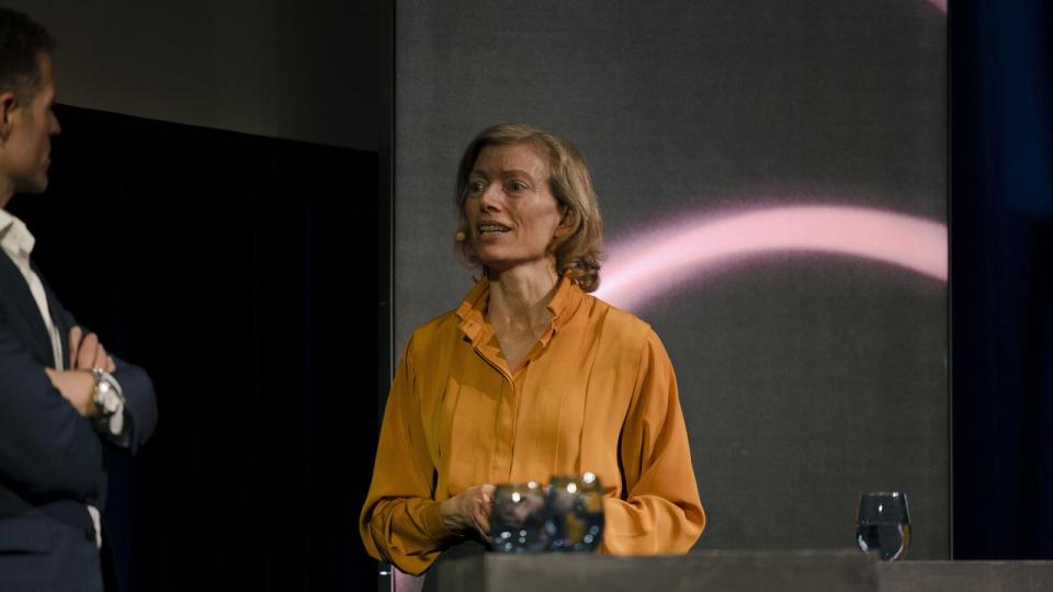 Hvis et totalberedskab mod hybride trusler skal fungere, må myndigheder og virksomheder forstå hinanden og arbejde sammen, skriver Anja Dalgaard-Nielsen.