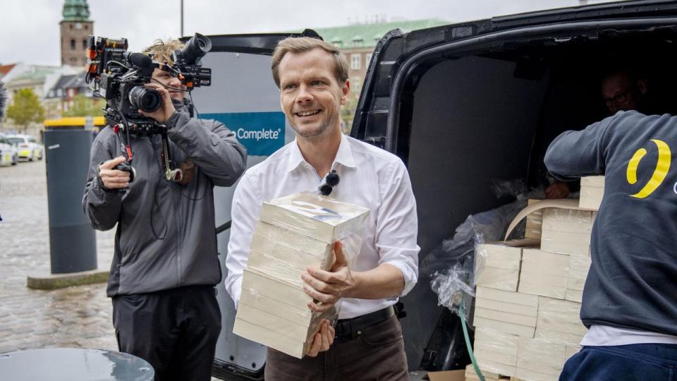 Finansminister Peter Hummelgaard (S) præsenterer fredag morgen regeringens finanslovsforslag sammen med tre andre ministre.